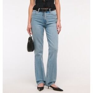 Abercrombie Fitch Jeans Womens 35/20R Light Wash Straight Ultra High Rise NWT$90